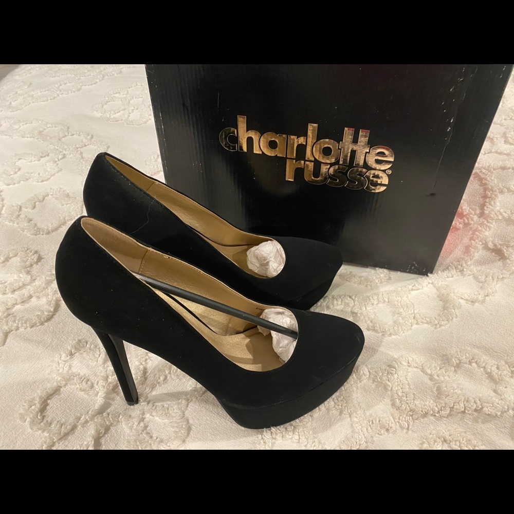 Black Suede Pumps
